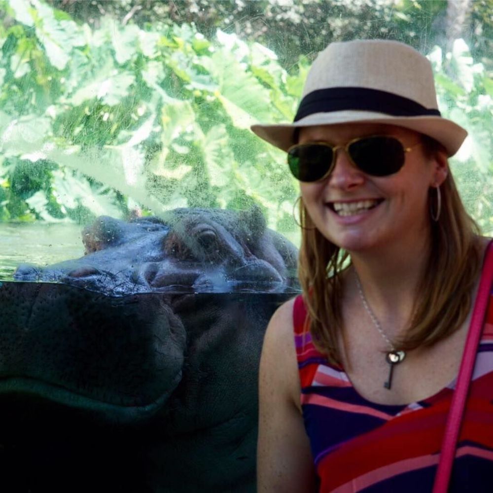 Meet your Posher, Laura